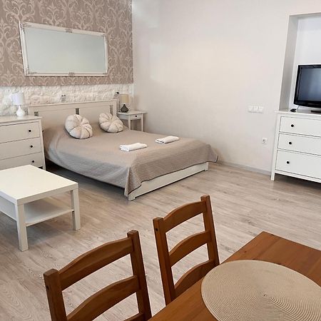 Pacsirta Apartmanház Eger Exterior foto